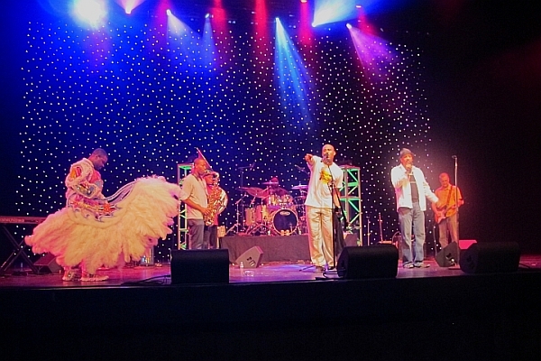 A programming organization presents the highest caliber concerts in a major public theater